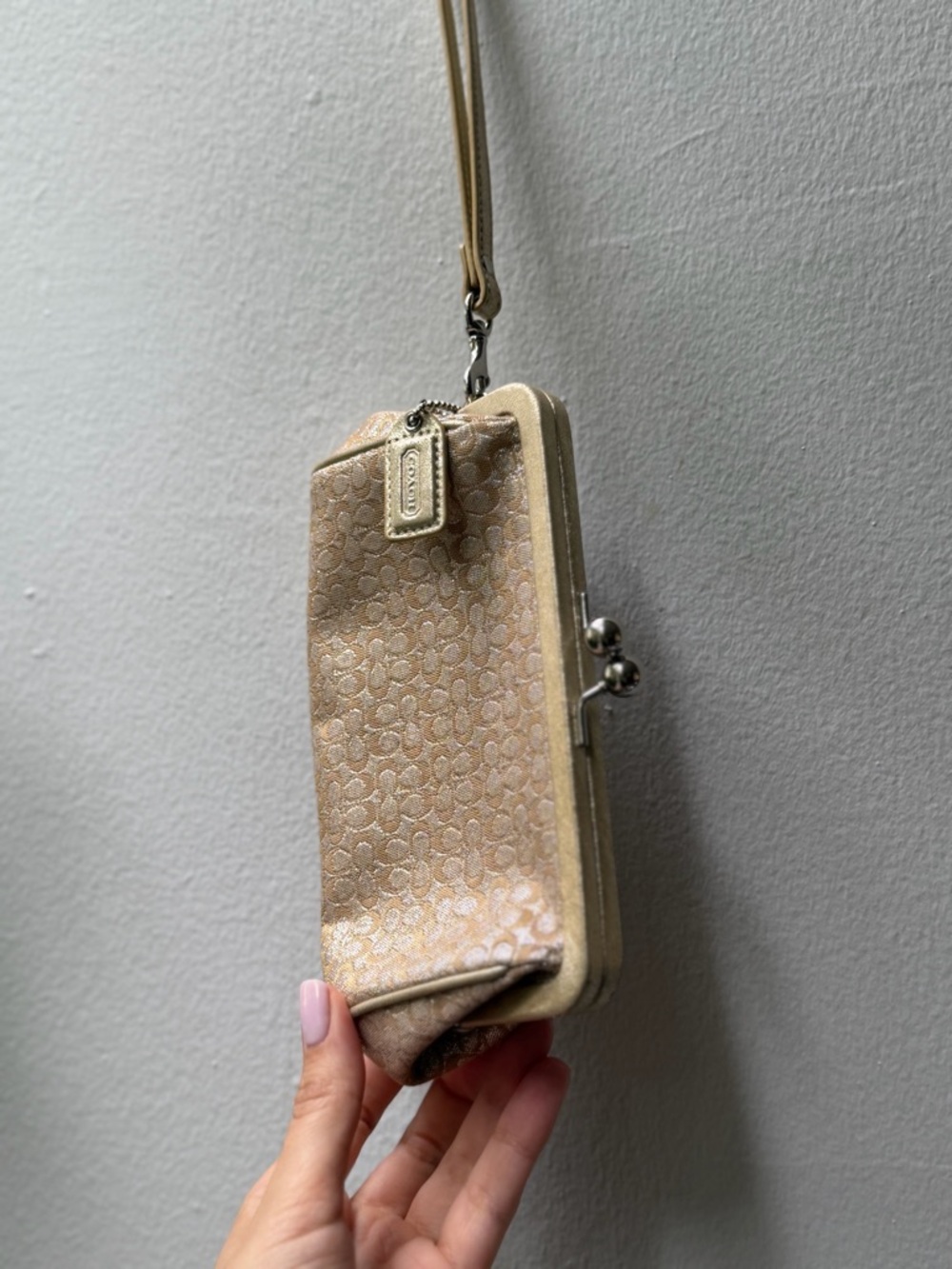 Coach Optic Signature Limited Kiss Lock